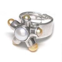 Peach & White Freshwater Cultured Pearl Ring