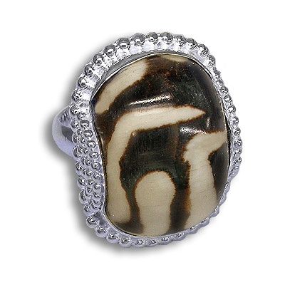 Mud Bead Closed Band Ring