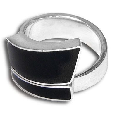 Black Shell Wrap-Around Ring